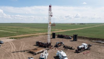 Royal Helium - A service rig at the Climax Project in Saskatchewan.