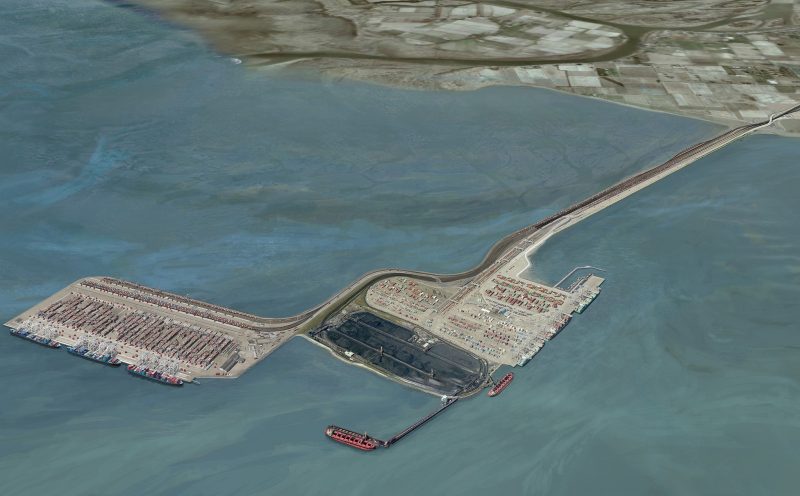 Port of Vancouver - Proposed Roberts Bank Terminal 2 project (left) and existing Roberts Bank terminals (right).