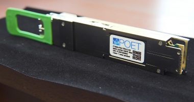 POET Technologies' 800G 2xFR4 pluggable transceiver